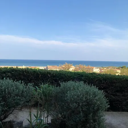 Vue * Fleury (Aude)